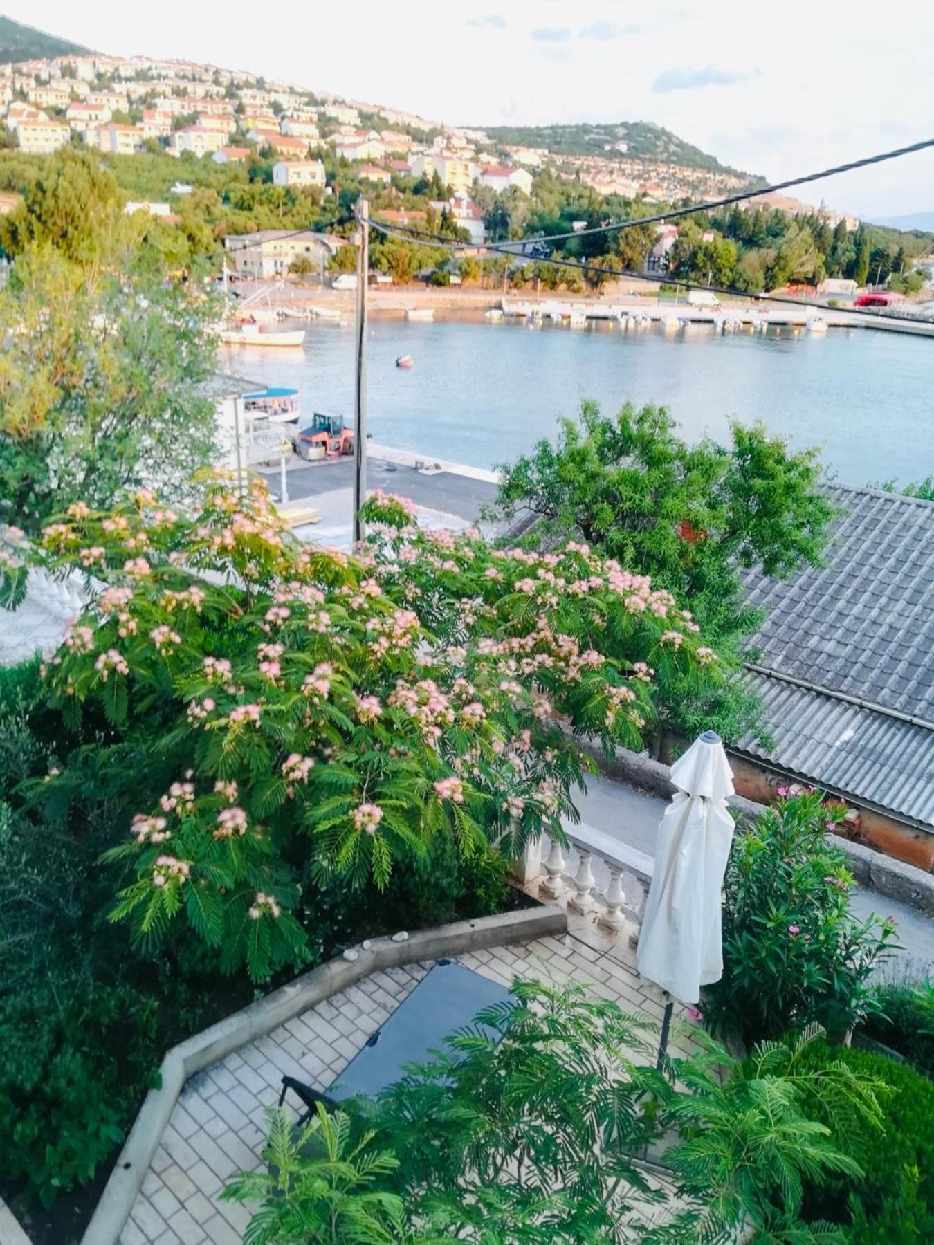 Apartmani Karla Klenovica Exteriér fotografie